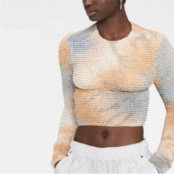 Off-White Cut Out Long-Sleeved Top - Picture 1 of 7